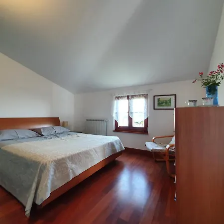 Rosa Apartment